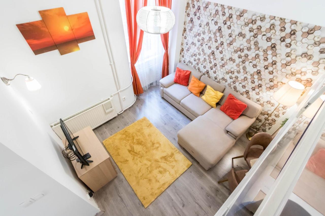 Leda'S Apartment Next To The Danube And Fashion Street Budapest Luaran gambar